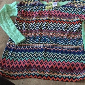 Graphic designer knit top size medium girls